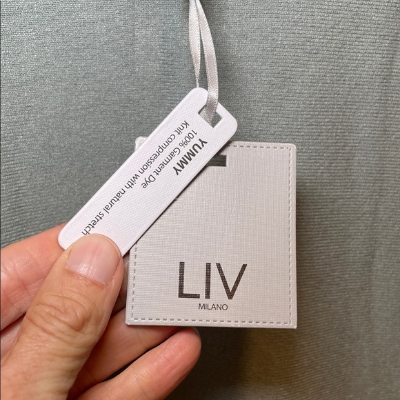 LIV Milano Light Green Gray Knit Top with Flower Accent Size 1X - Picture 4 of 8